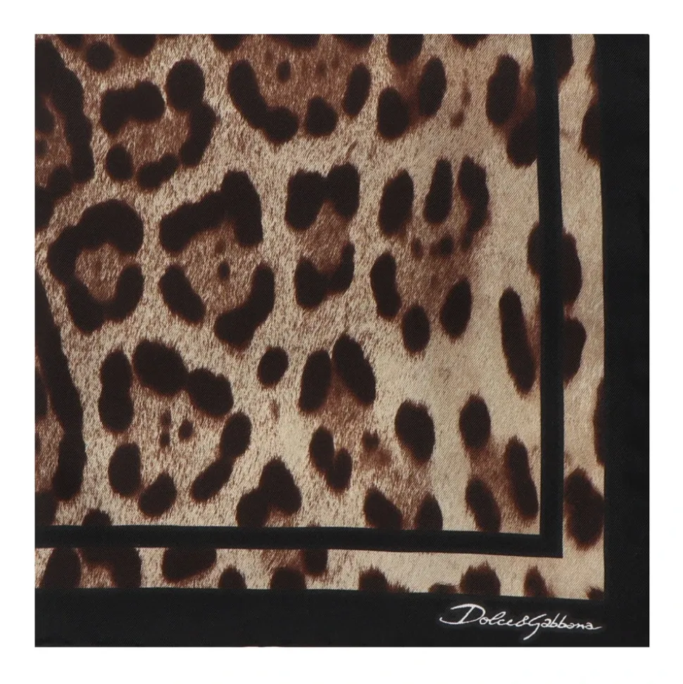 Sciarpa di seta con stampa leopardata e logo