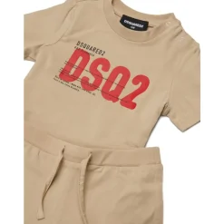 Set con shorts e stampa logo