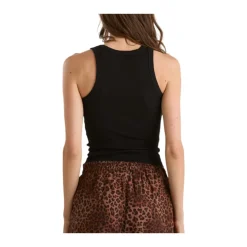 Sleeveless Tops