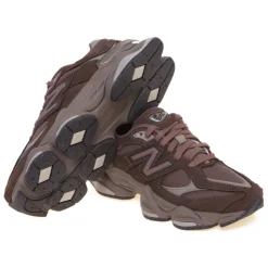 Sneaker New Balance 9060 in nabuck e tessuto