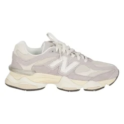 9060 Sneakers