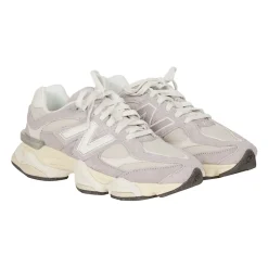 9060 Sneakers