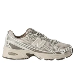 740 Sneakers