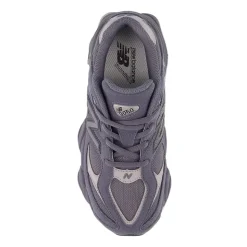 9060 Sneakers