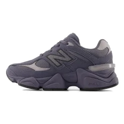 9060 Sneakers