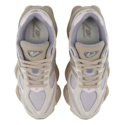 Sneakers in camoscio 9060