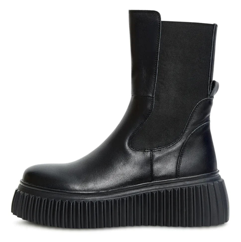 Stivaletti Chelsea con suola a coste - Nero