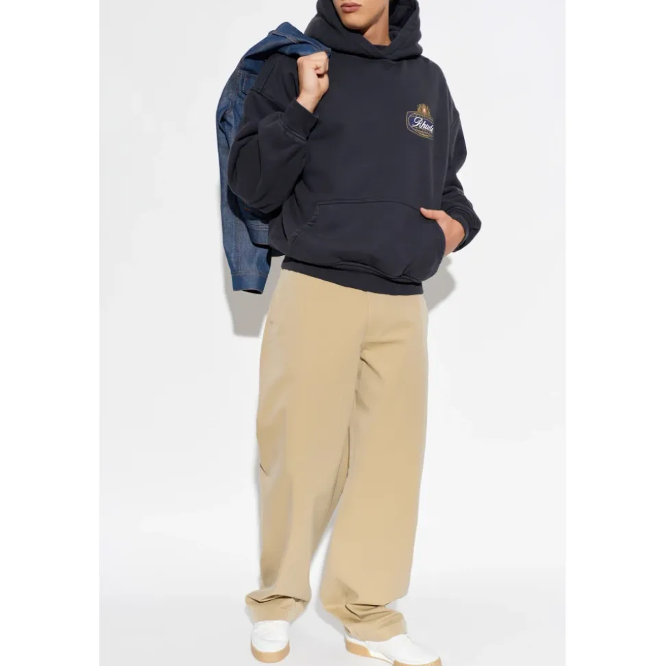 Sweatshirts & Hoodies