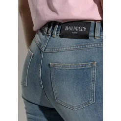 Tapered leg jeans