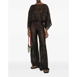 Top a rete a zigzag con paillettes e maniche ampie