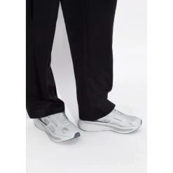 Ultraboost 5