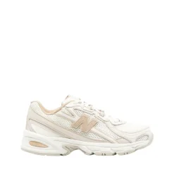 740v2 Sneaker