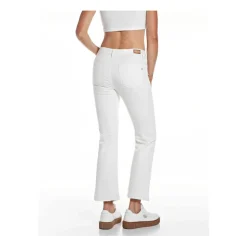 WB516 Boot-cut Jeans