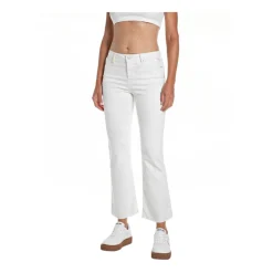 WB516 Boot-cut Jeans