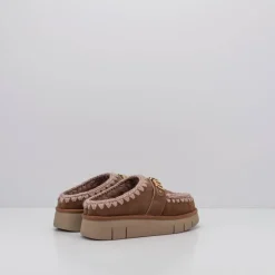 Zoccolo Rosa con Logo Metallico Bounce
