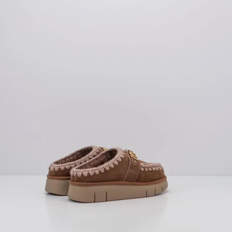 Zoccolo Rosa con Logo Metallico Bounce